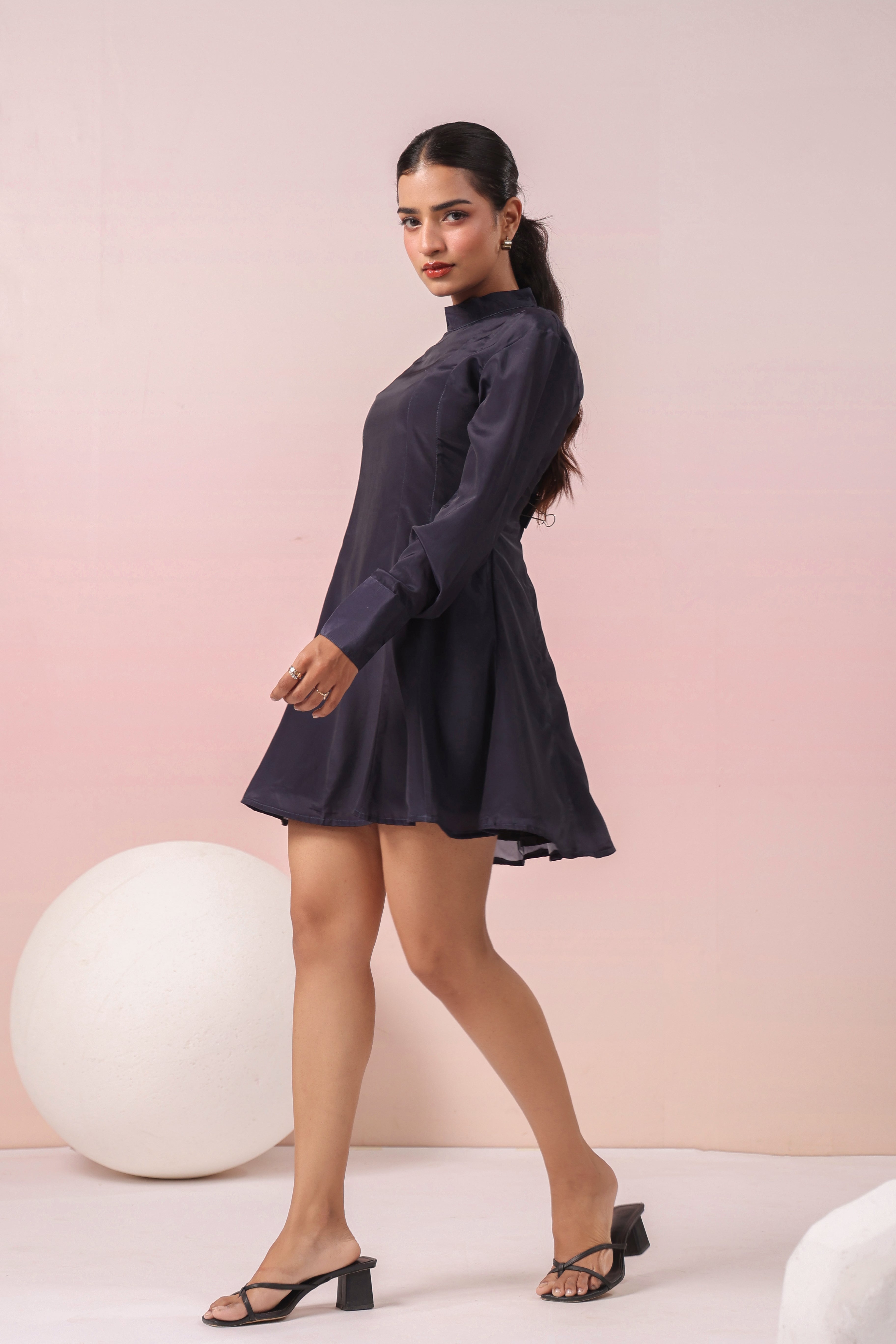 BLACK TURTLE NECK SHORT DRESS