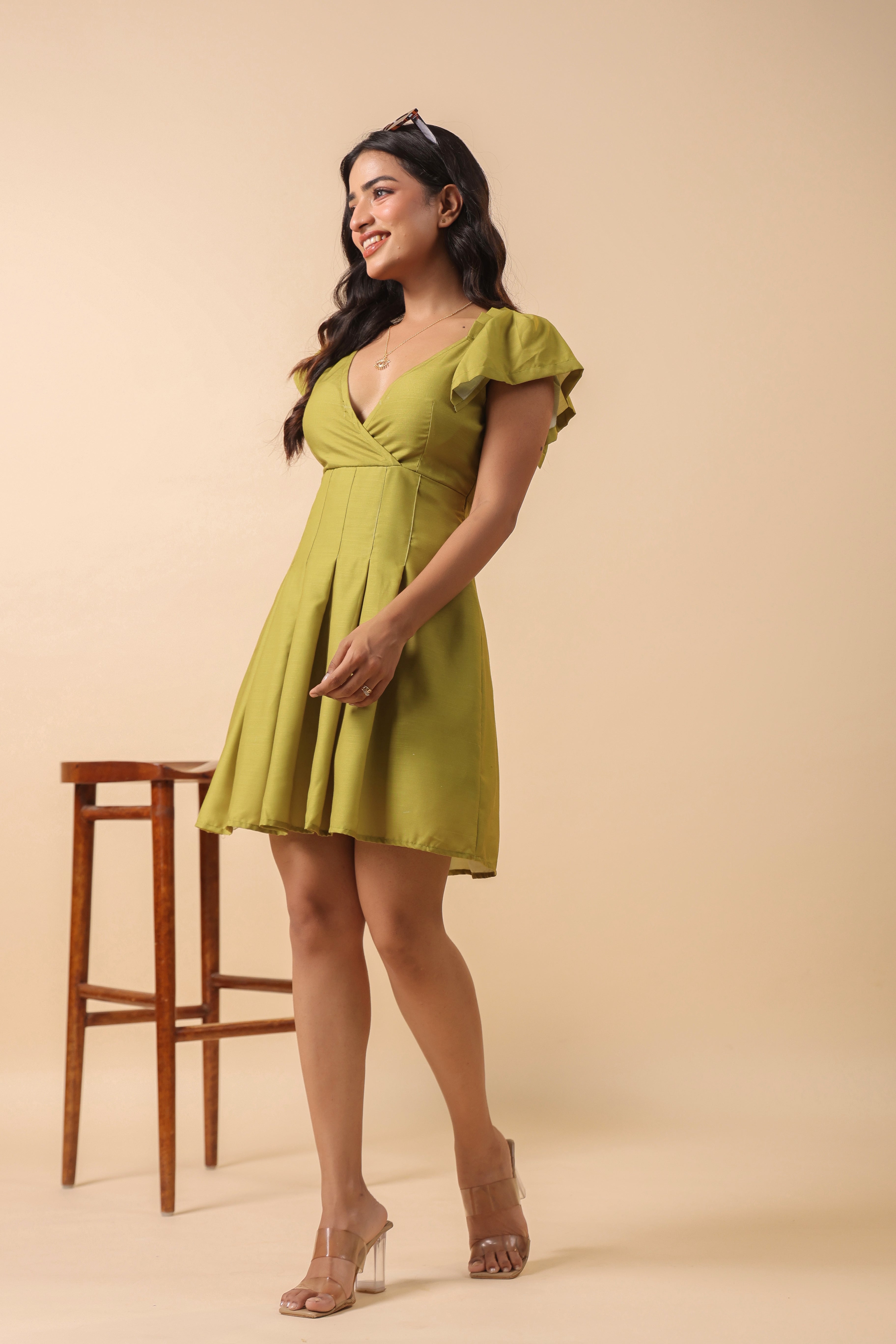 PEAR GREEN PLEATED SLEEVES DRESS