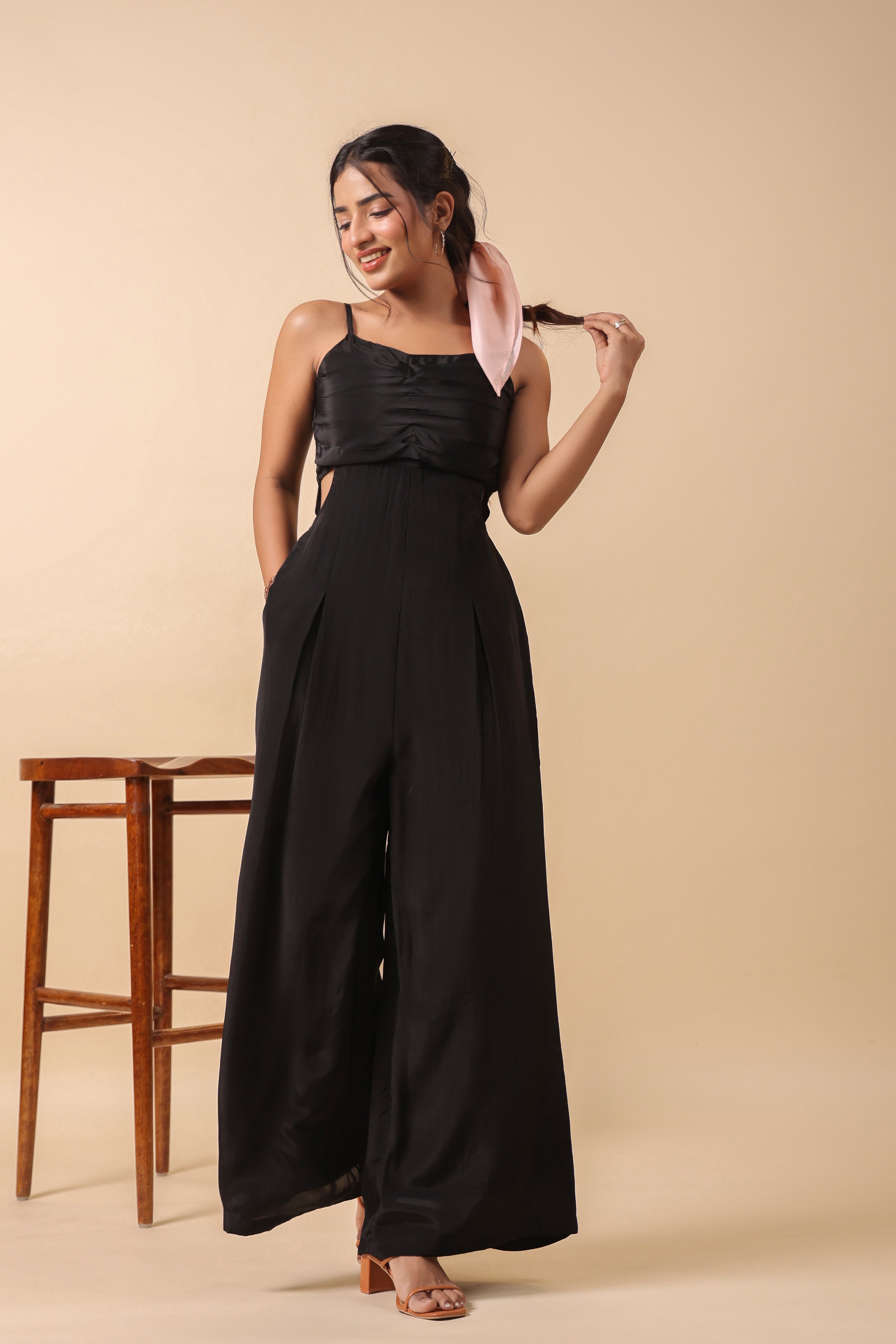 BLACK PLEATED JUMPSUIT