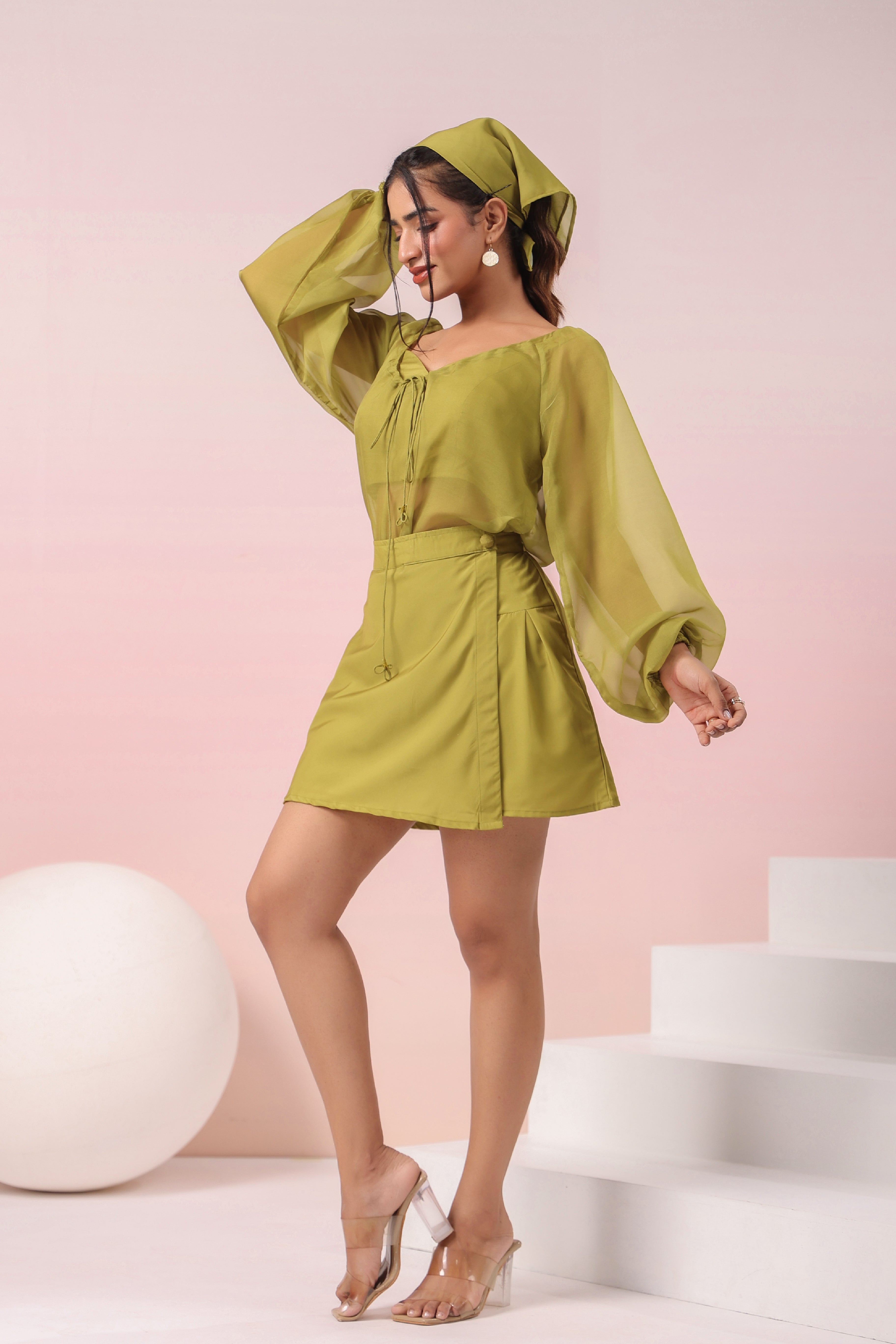 PEAR GREEN TOP AND SKORT SET